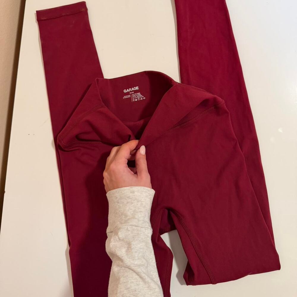 Garage leggings worn once perfect